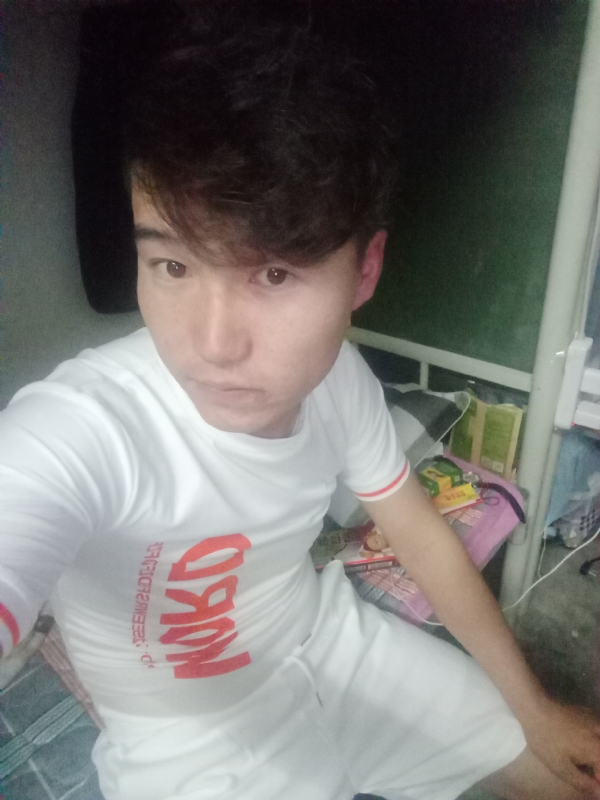 再回首的第一张照片--广州相亲服务中心
