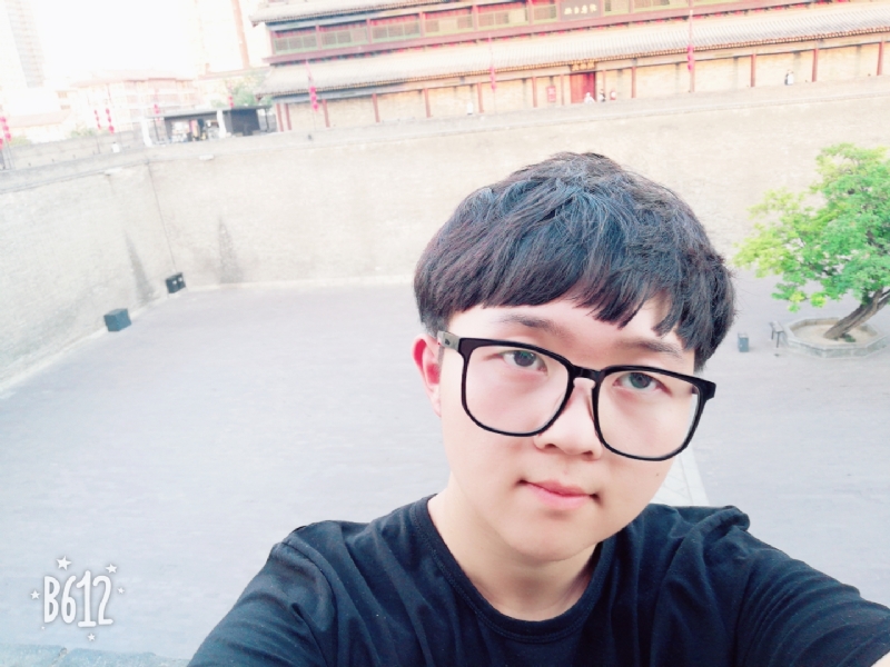 白夜行中人的第三张照片--广州相亲服务中心