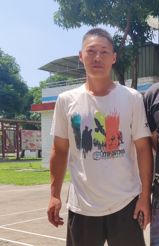 孤鹰的第一张照片--广州相亲服务中心
