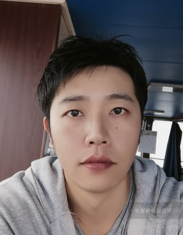 不太帅的男人的第二张照片--广州相亲服务中心