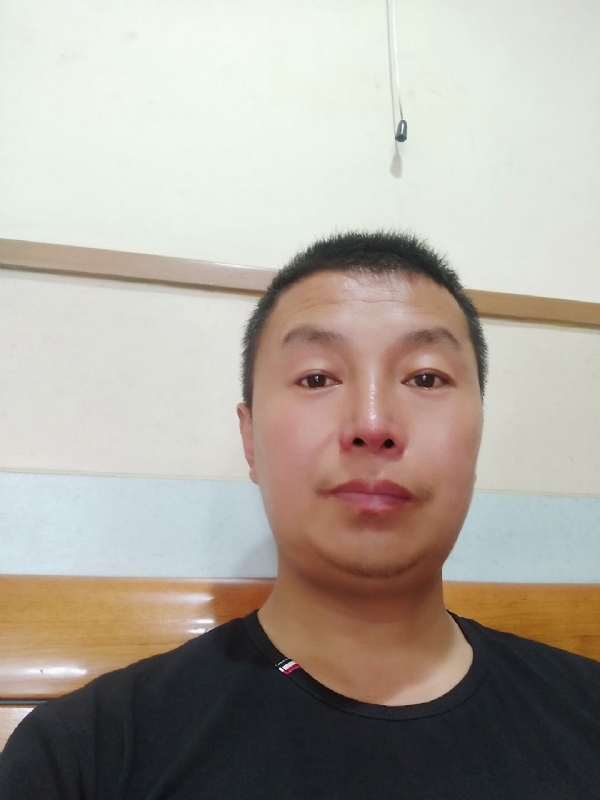 快乐的小鱼儿的第一张照片--广州相亲服务中心