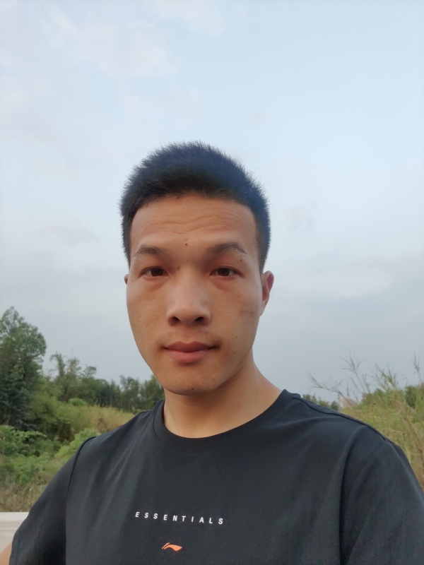 大龙的第一张照片--广州相亲服务中心