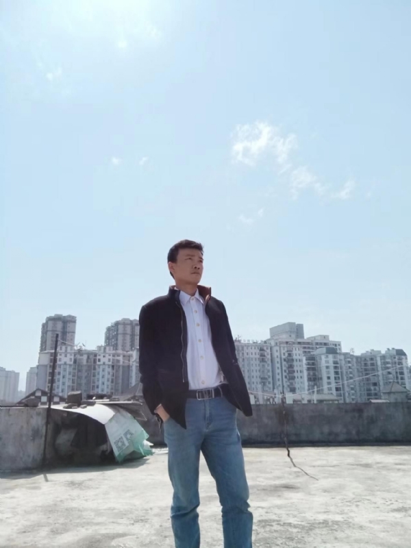 蓝色心情的第一张照片--广州相亲服务中心