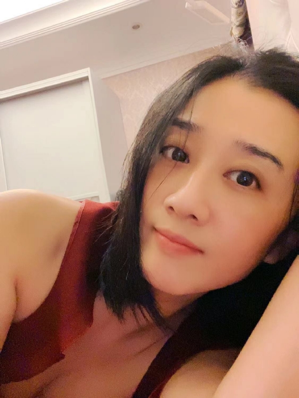 HongYu的第一张照片--广州相亲服务中心