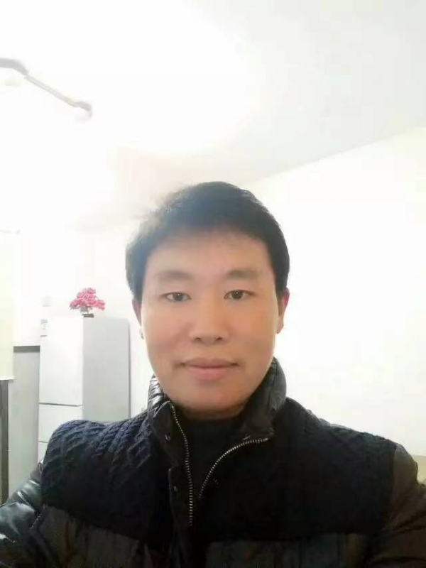 擎天柱的第二张照片--广州相亲服务中心
