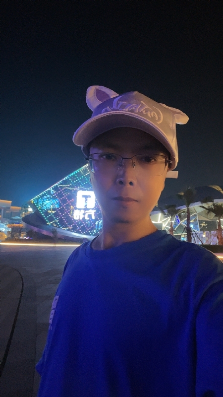 富贵使我们相遇的第一张照片--广州相亲服务中心