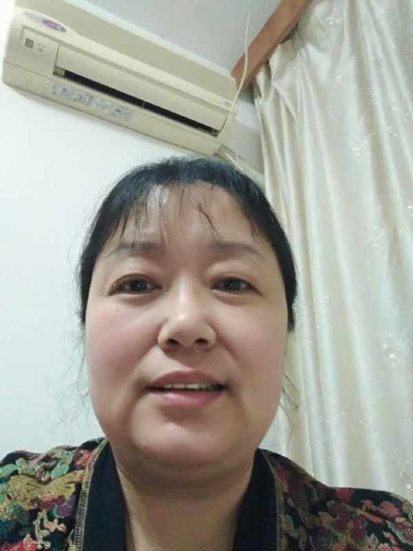 雨中漫步的第一张照片--广州相亲服务中心