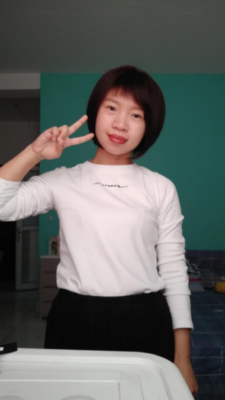 向日葵的第一张照片--广州相亲服务中心