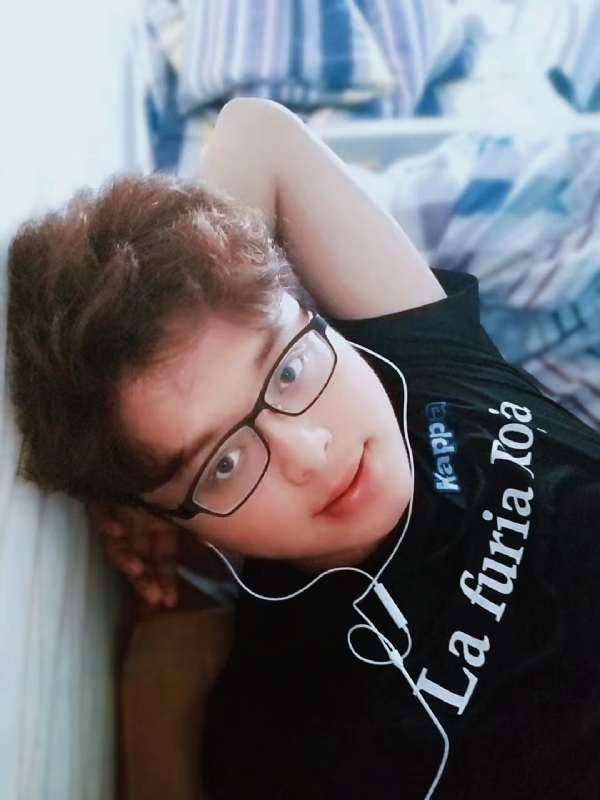 默铭芷的第一张照片--广州相亲服务中心
