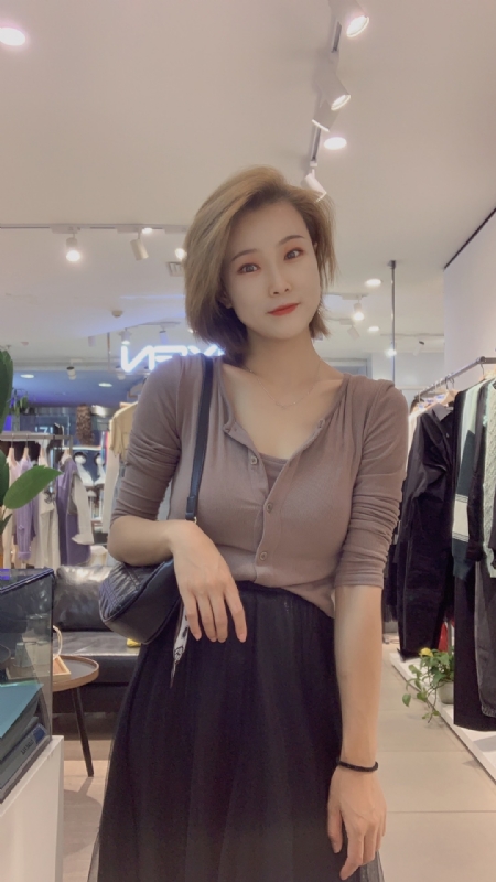 大婷子的第一张照片--广州相亲服务中心