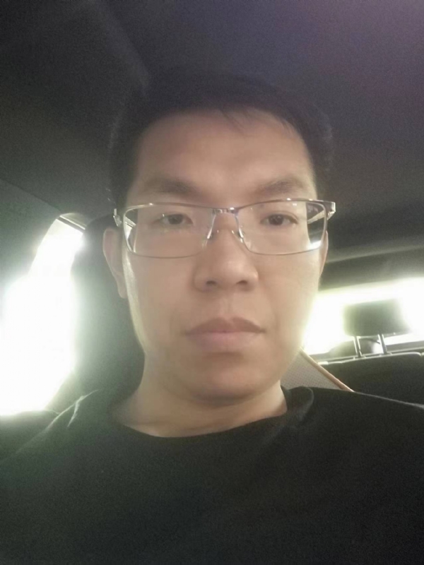 小黑包的第一张照片--广州相亲服务中心
