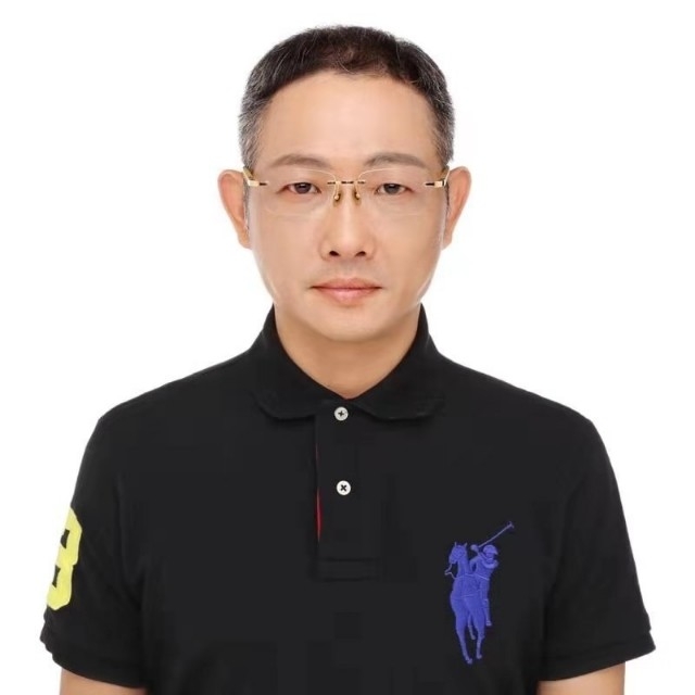 邱先森的第一张照片--广州相亲服务中心
