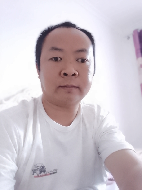 张家小伙子的第四张照片--广州相亲服务中心