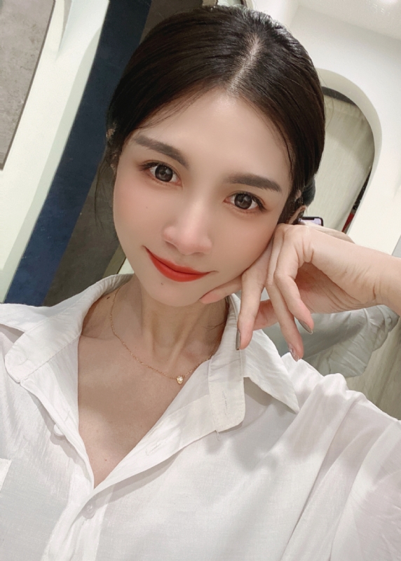 Anna的第一张照片--广州相亲服务中心