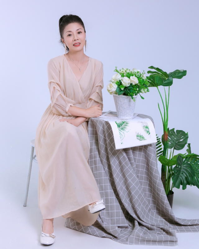Anna的第一张照片--广州相亲服务中心