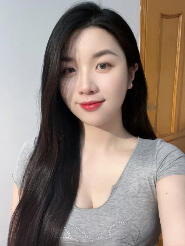 乔乔在寻爱的第一张照片--广州相亲服务中心
