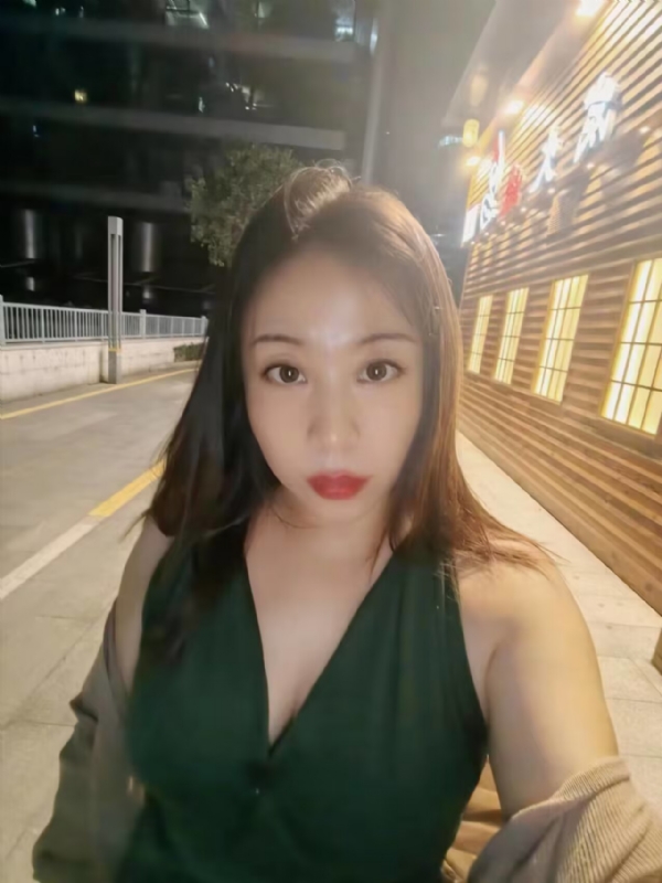叶子青青的第三张照片--广州相亲服务中心