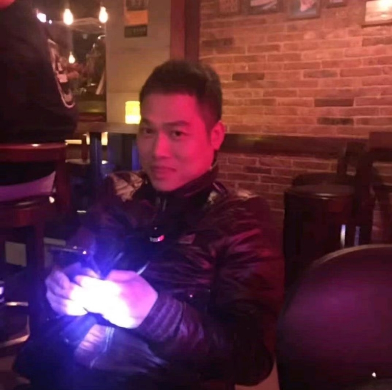 真谛的第一张照片--广州相亲服务中心