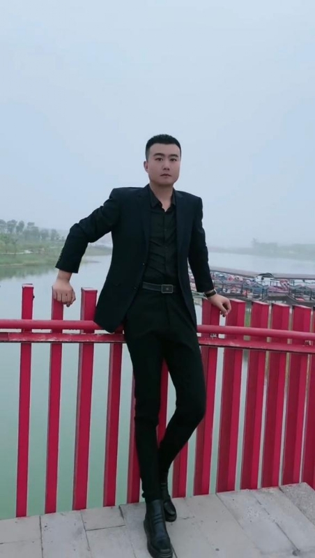 Albert的第一张照片--广州相亲服务中心