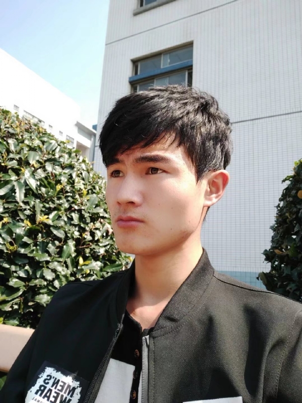 阳光男孩的第四张照片--广州相亲服务中心