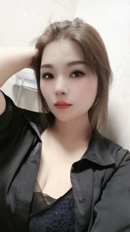 爱笑的女孩的第一张照片--广州相亲服务中心