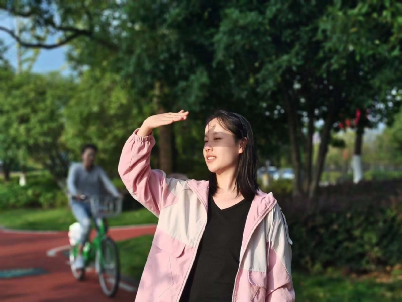 达拉崩吧的第一张照片--广州相亲服务中心