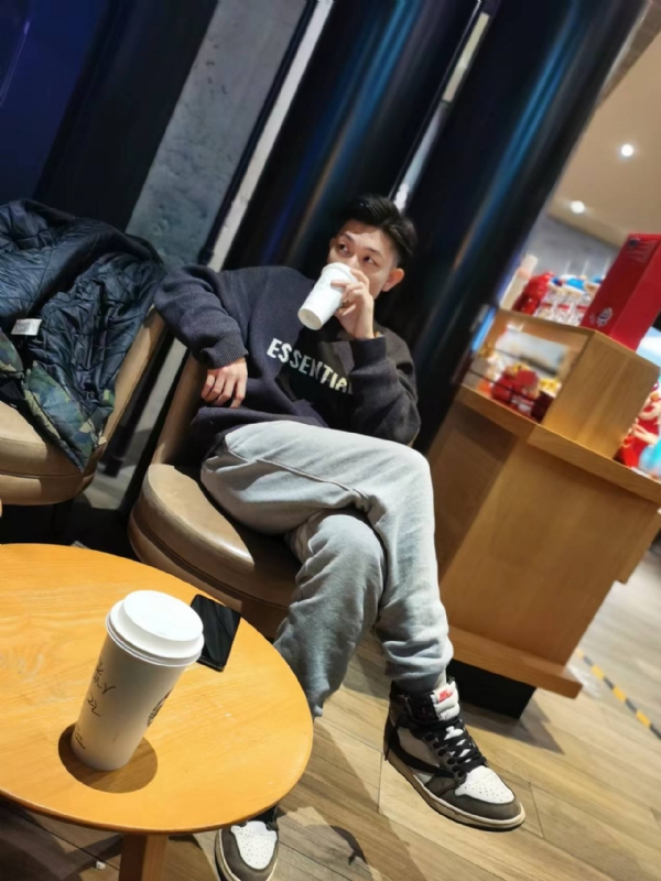 LAZY的第一张照片--广州相亲服务中心