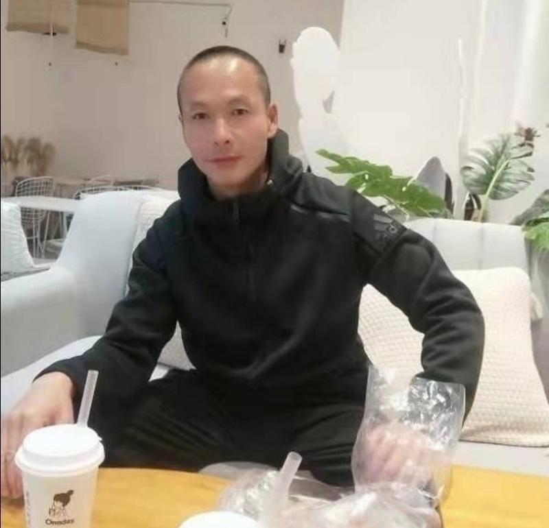 春满的第一张照片--广州相亲服务中心