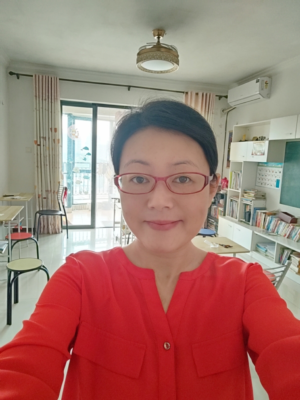 丽华的第二张照片--广州相亲服务中心