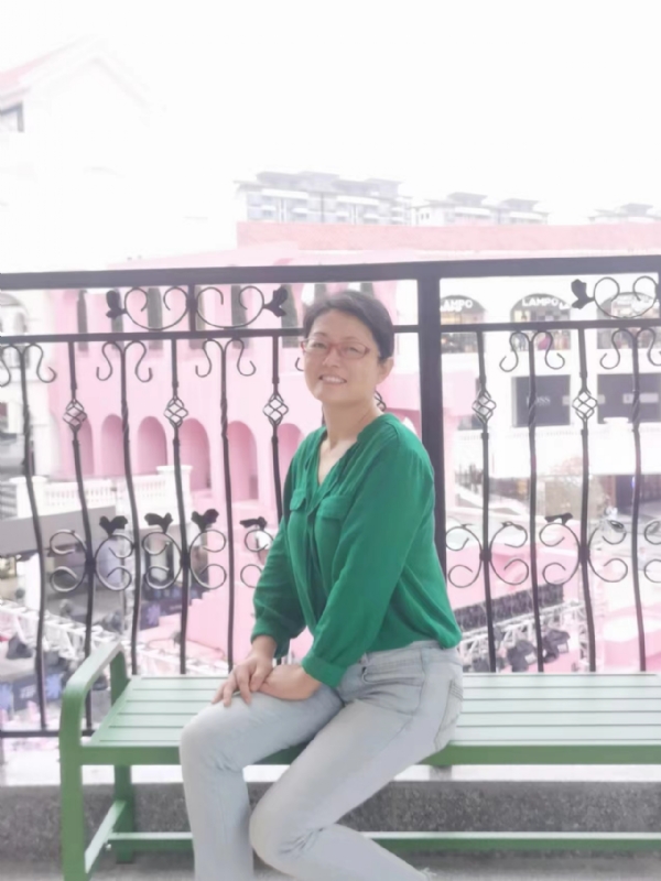 丽华的第四张照片--广州相亲服务中心