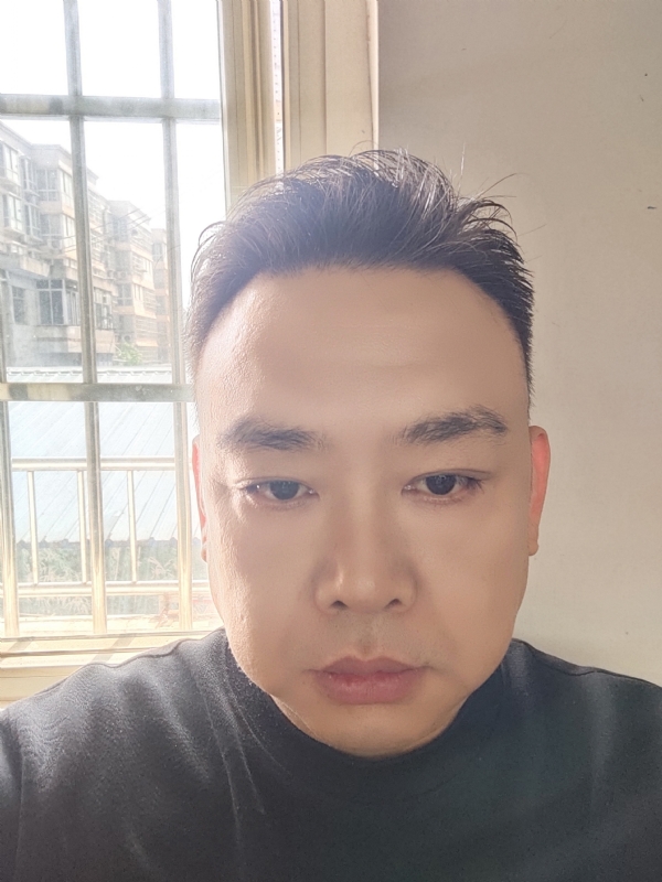 爱人先爱己的第一张照片--广州相亲服务中心