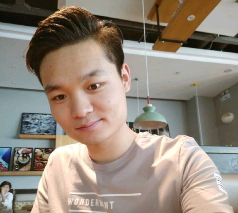裴海洋的第一张照片--广州相亲服务中心