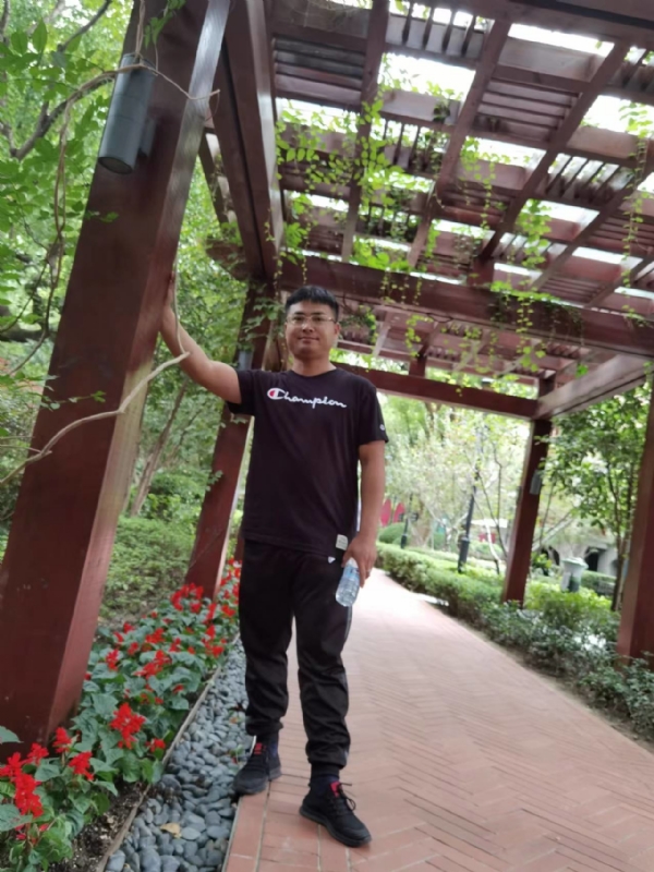会飞的鱼的第一张照片--广州相亲服务中心