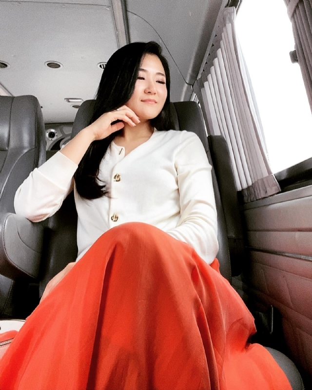 深凝久伴的第一张照片--广州相亲服务中心