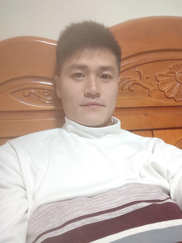 网球罗的第四张照片--广州相亲服务中心