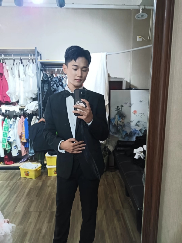 李梓宇的第一张照片--广州相亲服务中心