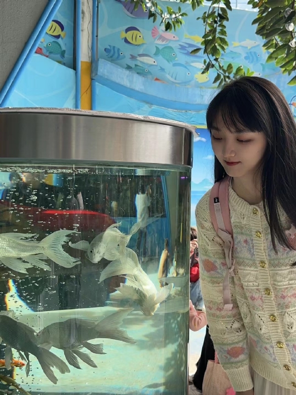 yiyi的第一张照片--广州相亲服务中心