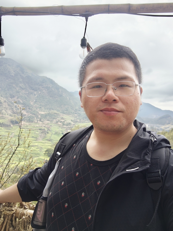 青山的第三张照片--广州相亲服务中心