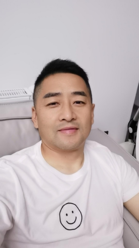 向阳而生的第一张照片--广州相亲服务中心