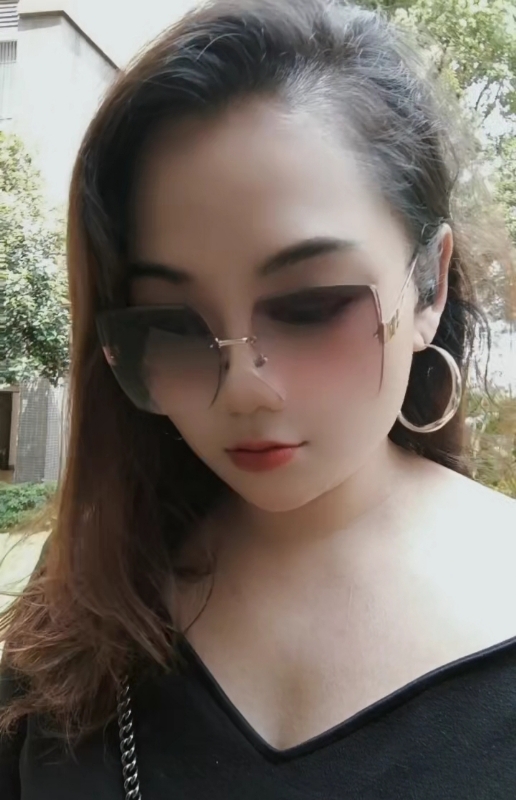 往事如烟的第一张照片--广州相亲服务中心