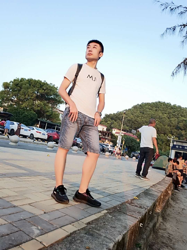 俊皓的第二张照片--广州相亲服务中心