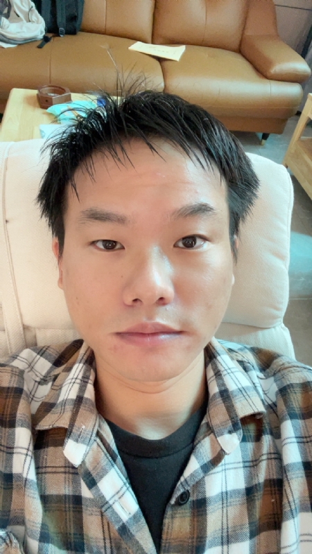 向日葵的第二张照片--广州相亲服务中心