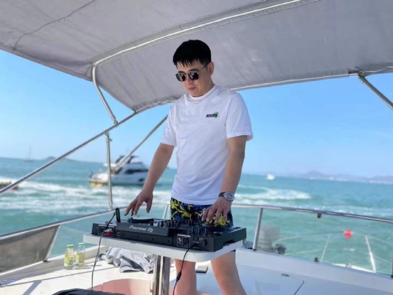 魔盒的第一张照片--广州相亲服务中心