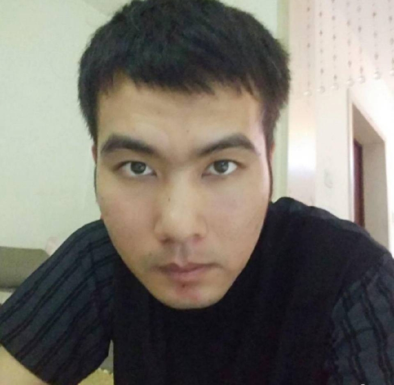 哭泣的小三的第四张照片--广州相亲服务中心