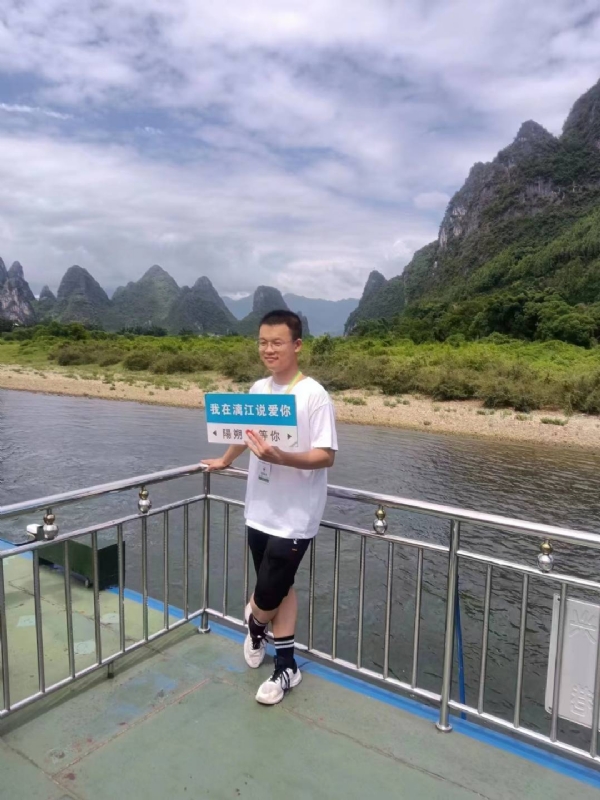 决胜时刻的第一张照片--广州相亲服务中心