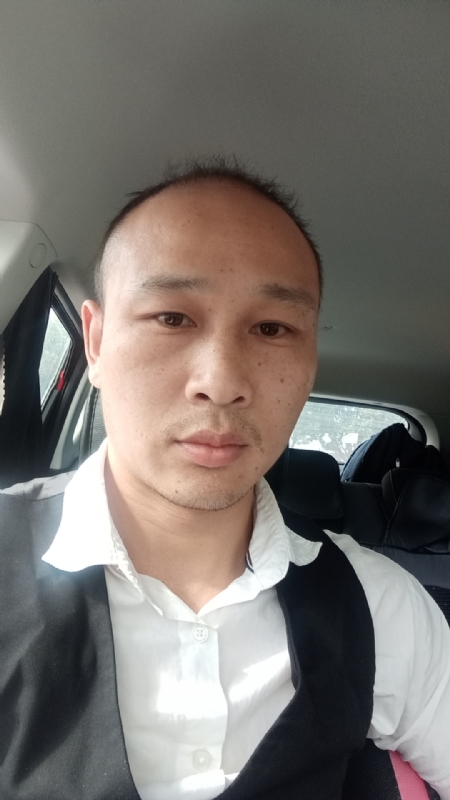 回首往事依旧的第一张照片--广州相亲服务中心