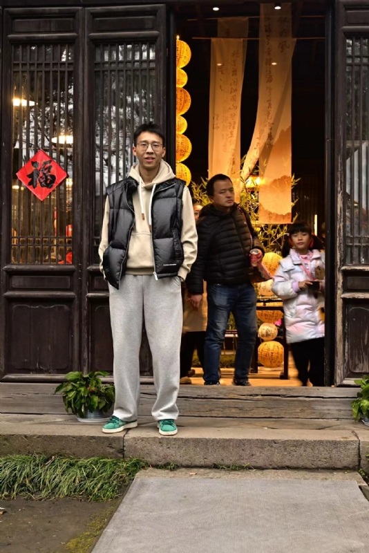 浦江小后生的第一张照片--广州相亲服务中心