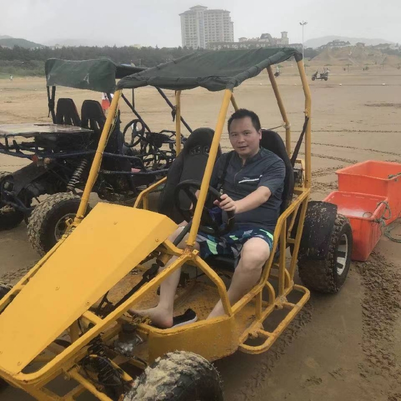 向前的第一张照片--广州相亲服务中心