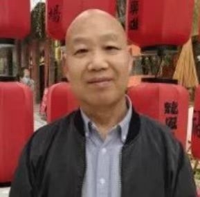 教师作家诗人的第一张照片--广州相亲服务中心