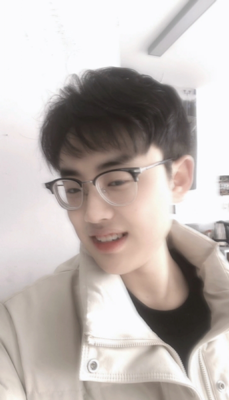梁21的第一张照片--广州相亲服务中心